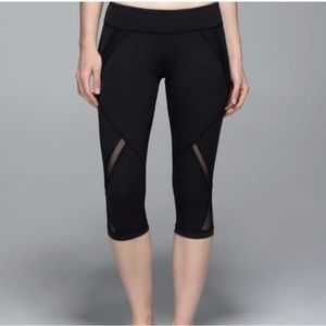 Lululemon Cool To Street Crops | Black | Sz 4